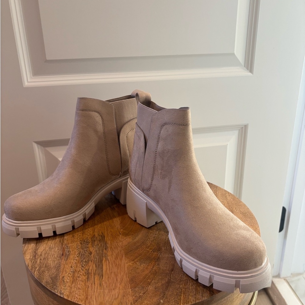 Soda Cream Ankle Booties